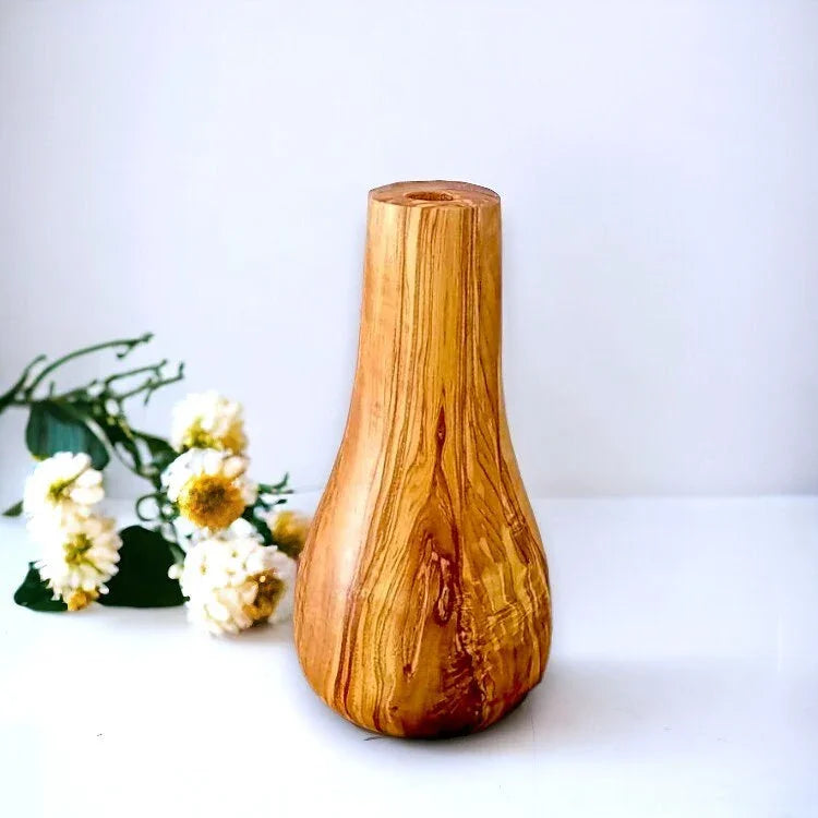 Olive wood unnamed product – handcrafted, natural design