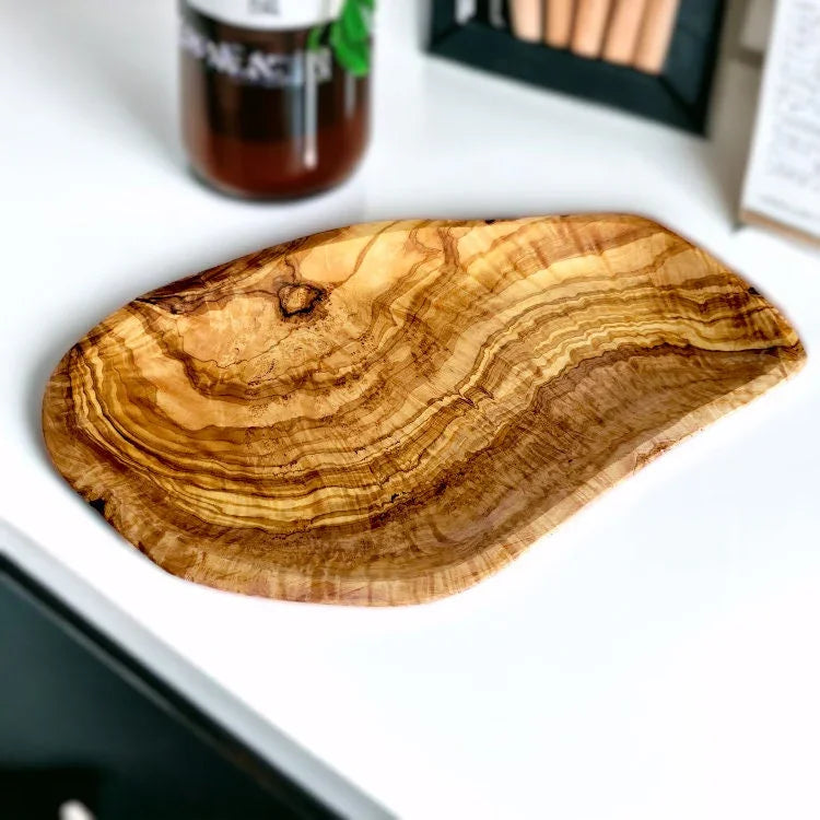 Rustic tray – handcrafted and natural design