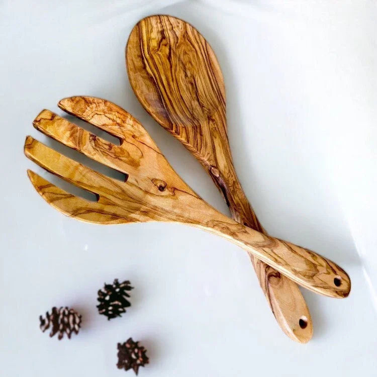 Olive wood salad cutlery – handcrafted and natural design