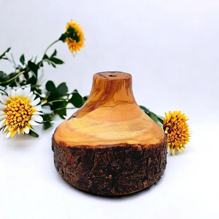 Olive wood unnamed product – handcrafted, natural design