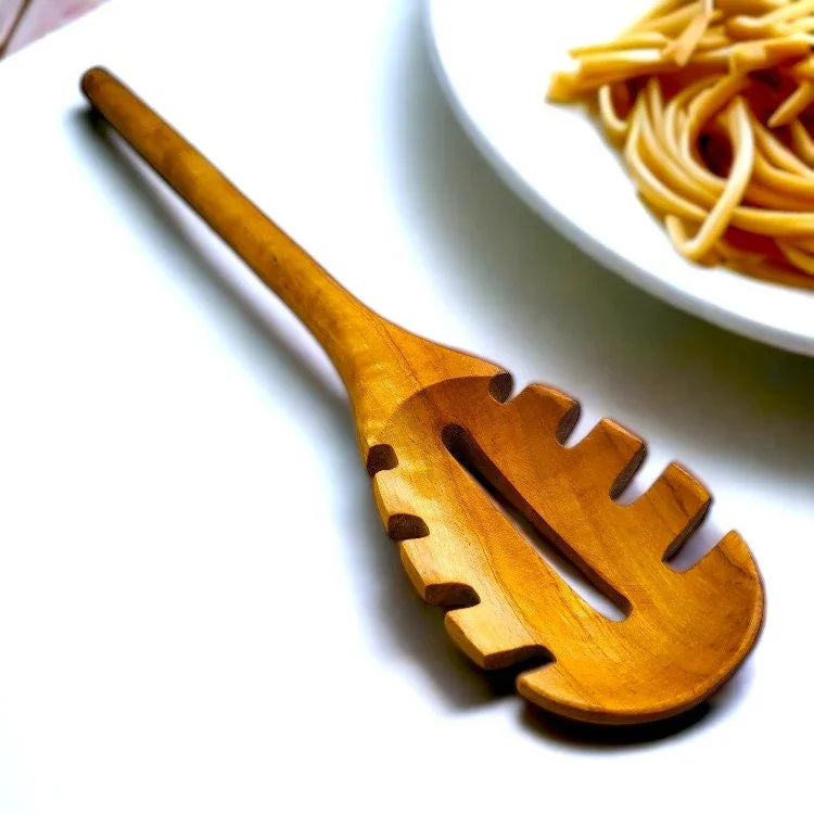 Pasta fork with hole – handcrafted and natural design