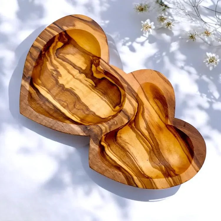 Olive wood unnamed product – handcrafted, natural design