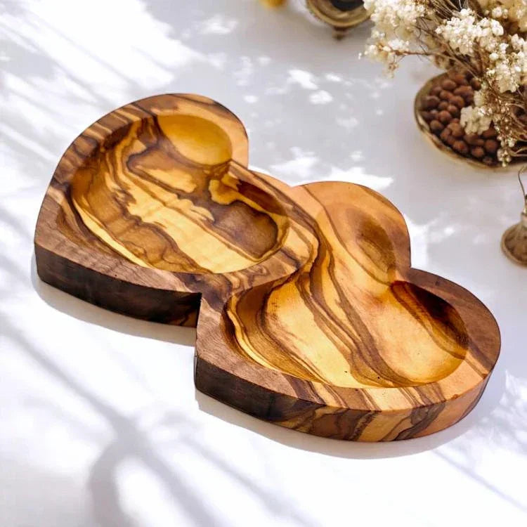 Olive wood unnamed product – handcrafted, natural design