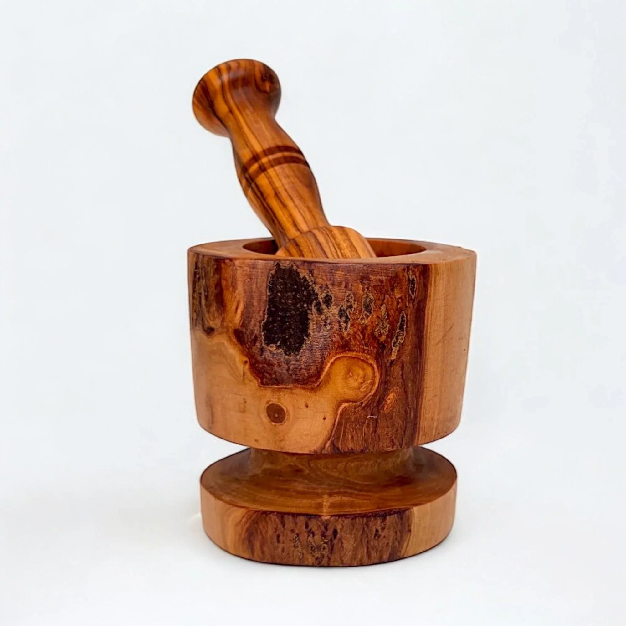 Olive wood unnamed product – handcrafted, natural design