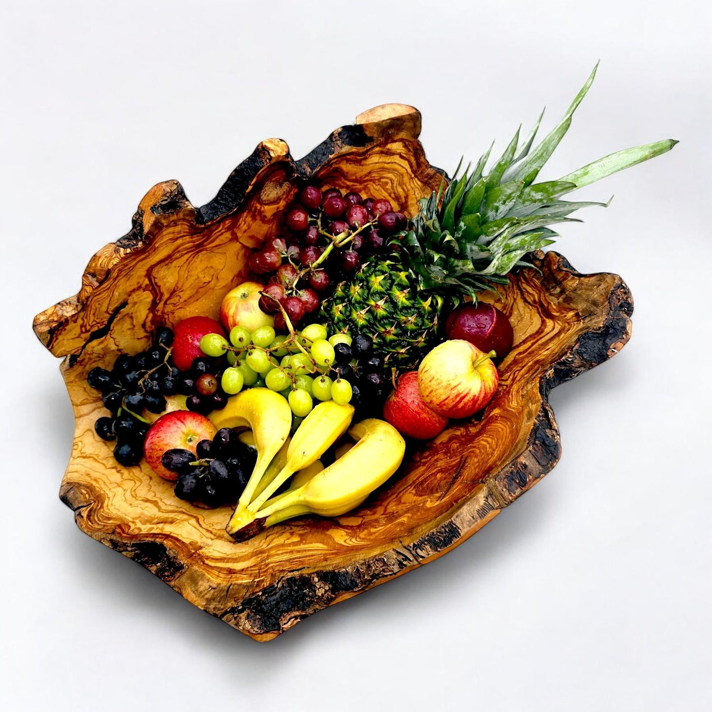 Rustic master piece olive wood fruit bowl , original centrepieces